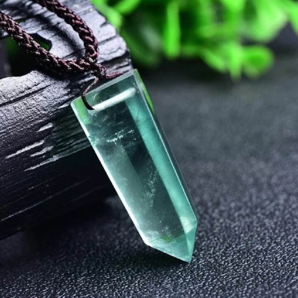 Natural Fluorite Green Hexagon Crystal Pendant Necklace